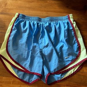 NWOT Nike Athletic Shorts in Size Small